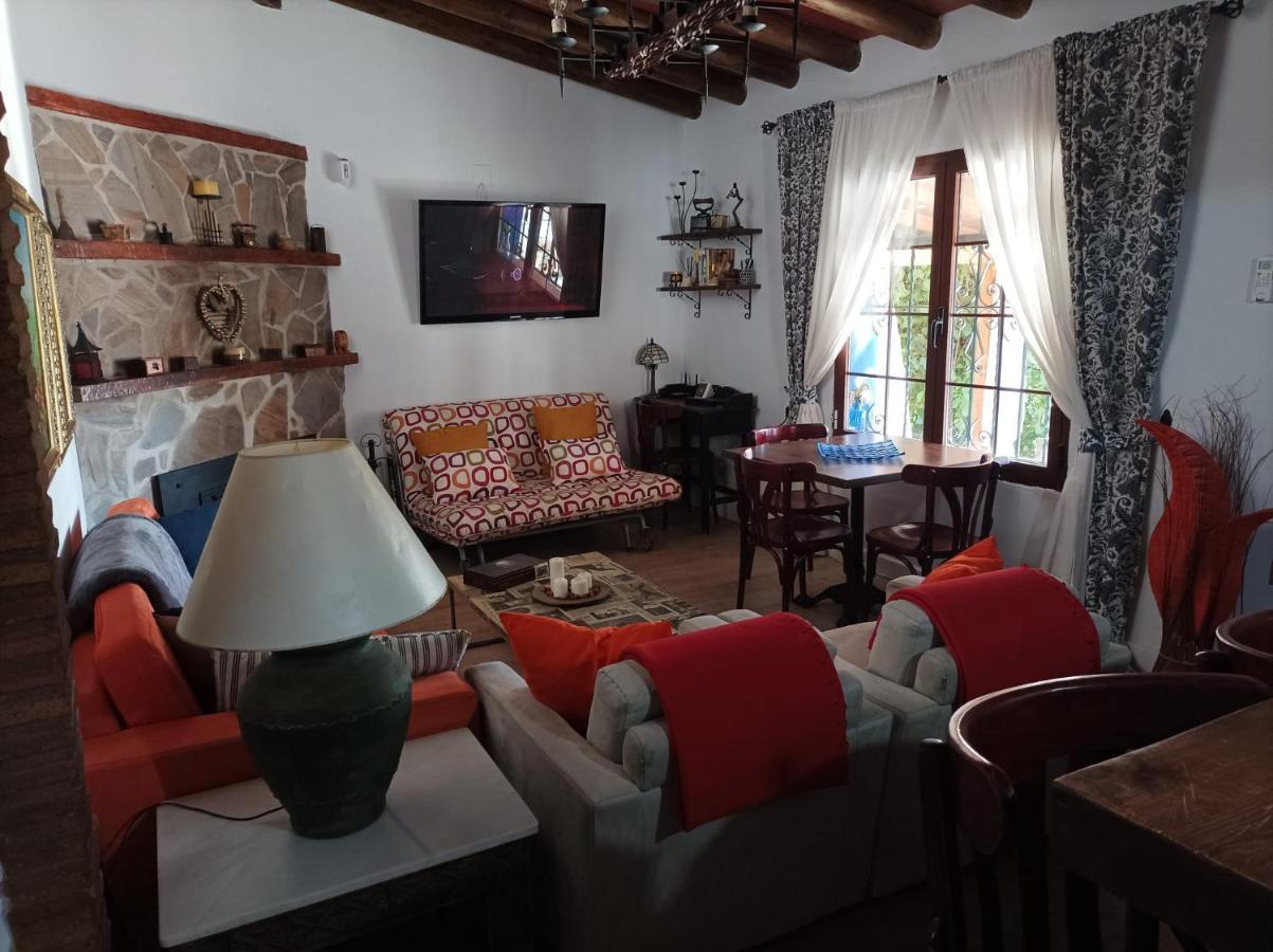 Casa Rural La Ilusion Малага Екстериор снимка